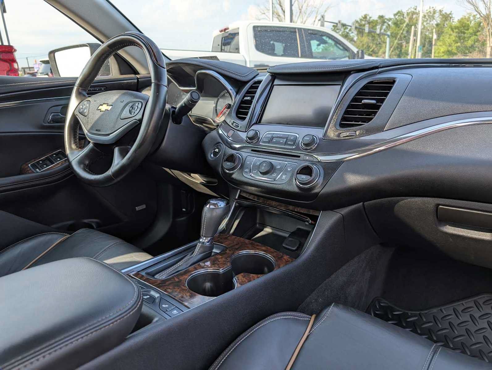 Used 2014 Chevrolet Impala LTZ FWD image 43