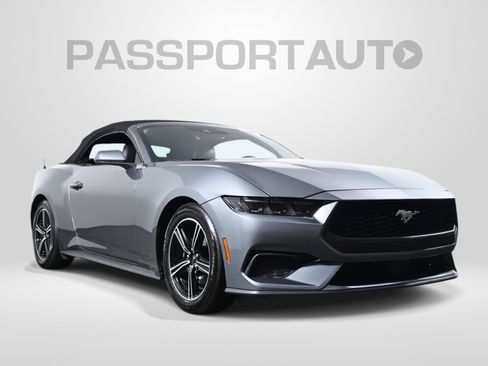 Used 2025 Ford Mustang Premium RWD image 12