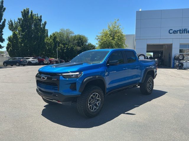 Used 2024 Chevrolet Colorado ZR2 AWD/4WD image 10