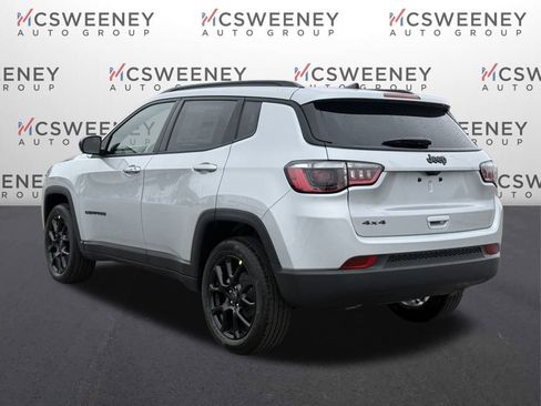 New 2026 Jeep Compass Latitude image 3