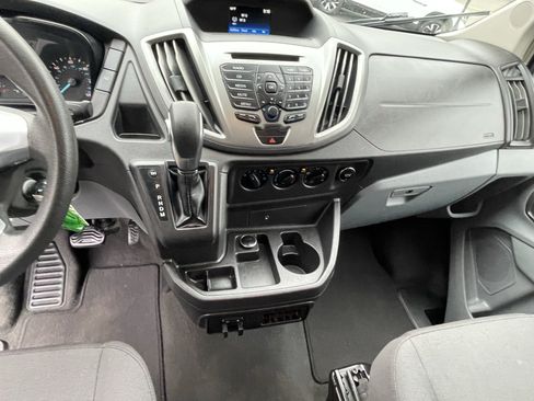 Used 2019 Ford Transit 350 XLT RWD image 19