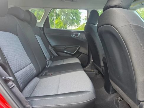 Used 2021 Kia Soul S FWD image 16