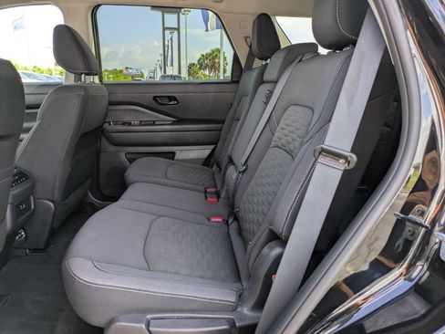 Used 2024 Nissan Pathfinder SV AWD/4WD image 15