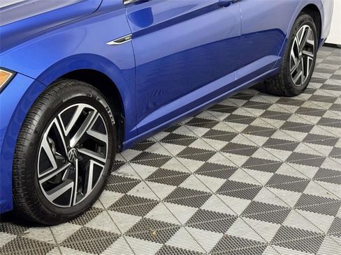 Used 2024 Volkswagen Jetta SEL image 13