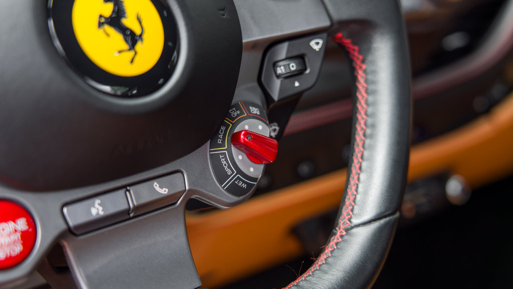 Certified 2021 Ferrari F8 Tributo RWD image 20