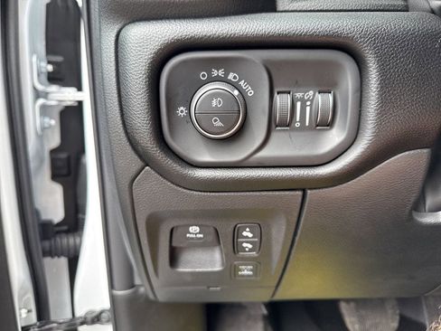 New 2026 RAM 1500 Big Horn AWD/4WD image 17