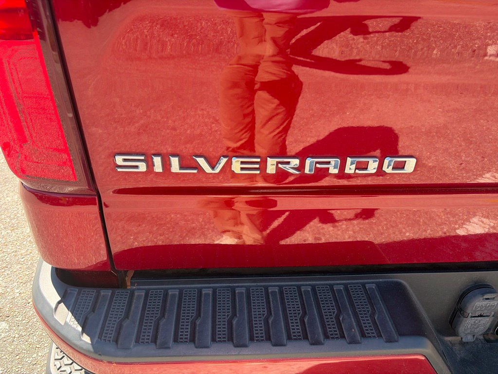 Used 2021 Chevrolet Silverado 1500 RST w/ All Star Edition Plus AWD/4WD image 11