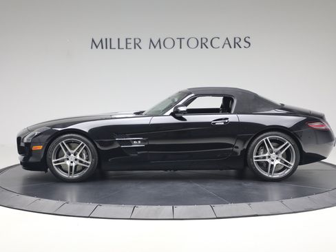 Used 2012 Mercedes-Benz SLS AMG Roadster image 23