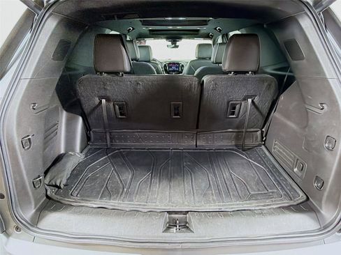 Used 2023 Chevrolet Traverse Premier w/ LPO, Floor Liner Package AWD/4WD image 14