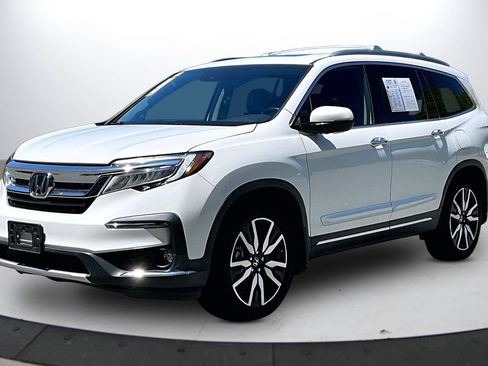 Used 2020 Honda Pilot Touring image 4