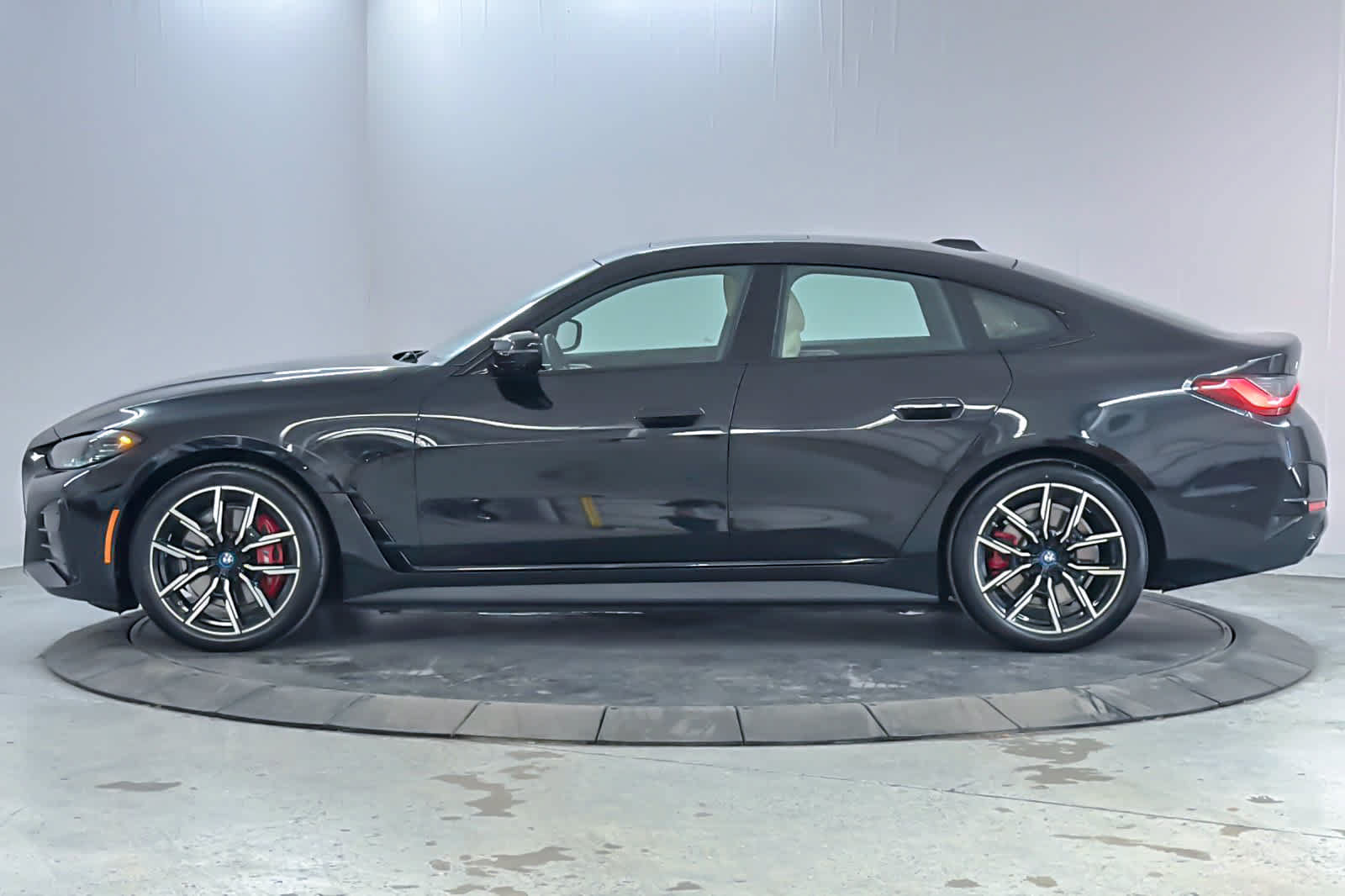 Used 2023 BMW i4 M50 AWD/4WD image 5