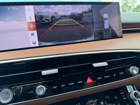 New 2026 Genesis GV70 2.5T Advanced AWD/4WD image 18