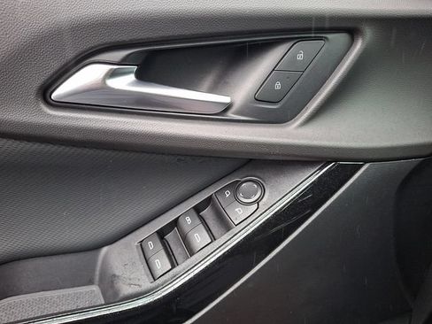 Used 2026 Chevrolet Equinox LT FWD image 20