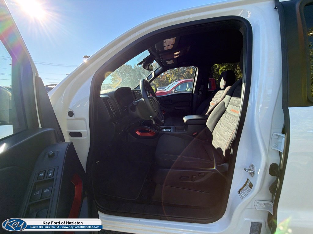 Used 2026 Nissan Frontier PRO-4X AWD/4WD image 14