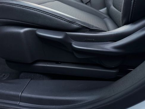 Used 2025 Buick Encore GX Preferred image 23