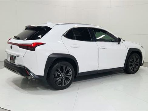 Used 2019 Lexus UX 200 F Sport w/ F Sport Premium Package image 8