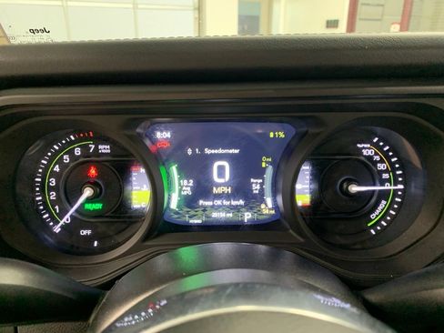 Certified 2024 Jeep Wrangler Unlimited Sahara w/ Safety Group AWD/4WD image 21