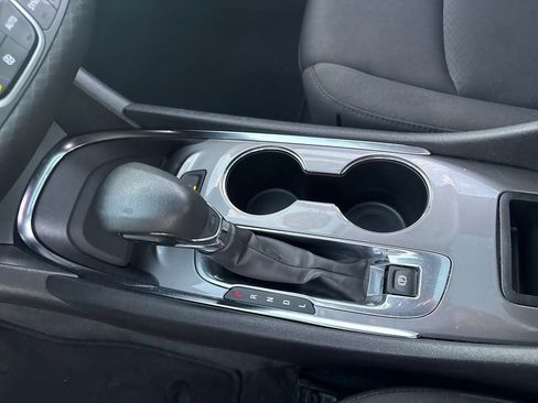 Used 2024 Chevrolet Malibu LT image 21