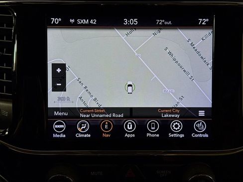 Used 2020 Jeep Grand Cherokee Overland AWD/4WD image 13