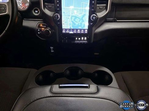 Used 2024 RAM 2500 Big Horn w/ Safety Group image 10