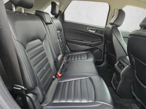 Used 2023 Ford Edge SEL image 19