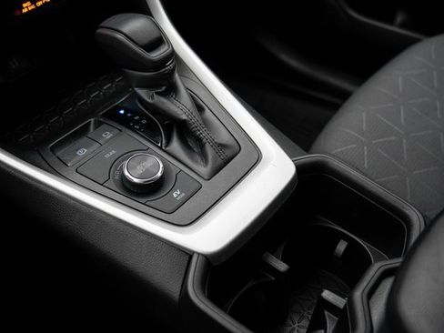 Certified 2024 Toyota RAV4 XLE image 22