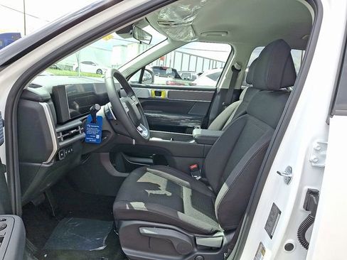 New 2026 Hyundai Santa Fe SE AWD/4WD image 5