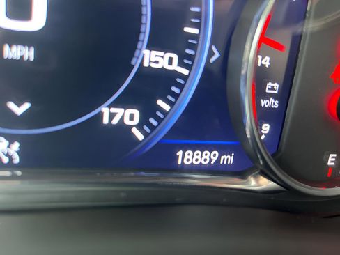 Used 2023 Chevrolet Traverse Premier image 24