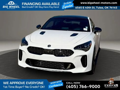 Used 2020 Kia Stinger GT2 AWD/4WD image 2