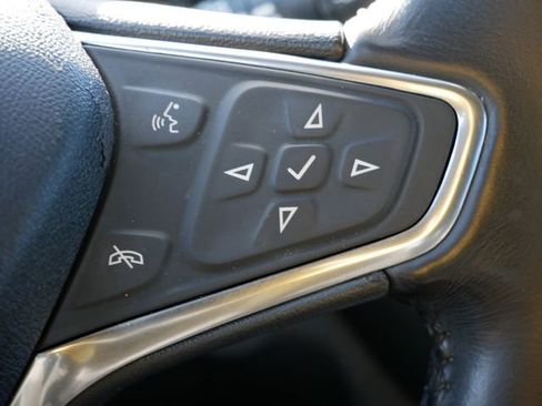 Used 2020 Chevrolet Equinox LT image 27