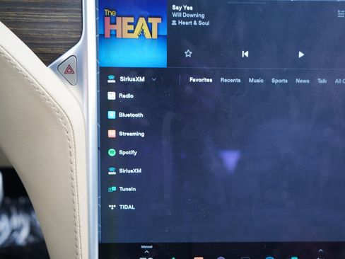 Used 2014 Tesla Model S P85D image 27