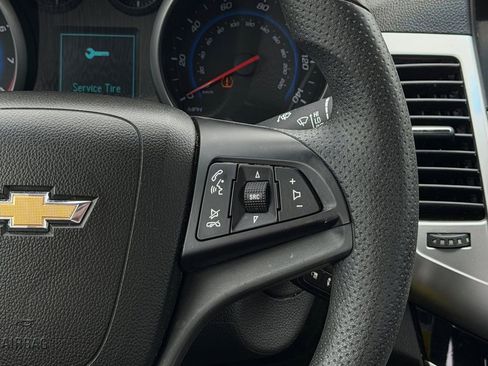 Used 2016 Chevrolet Cruze LT w/ Sun And Sound Package FWD image 16