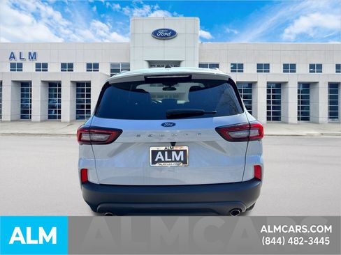 Used 2025 Ford Escape ST-Line image 6