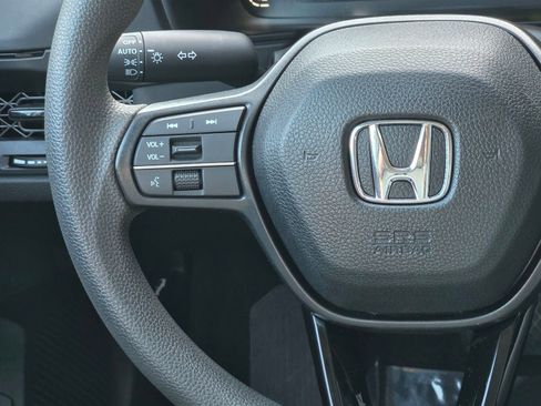 Used 2025 Honda Accord LX image 15