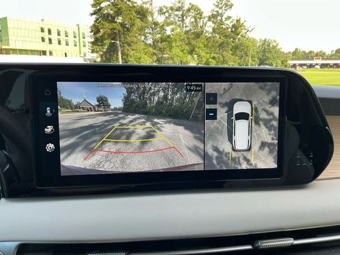 Used 2025 Hyundai Palisade Limited FWD image 18