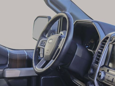 Used 2016 Ford F150 Lariat w/ Equipment Group 502A Luxury image 36