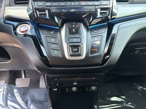 Used 2021 Honda Odyssey Touring image 24