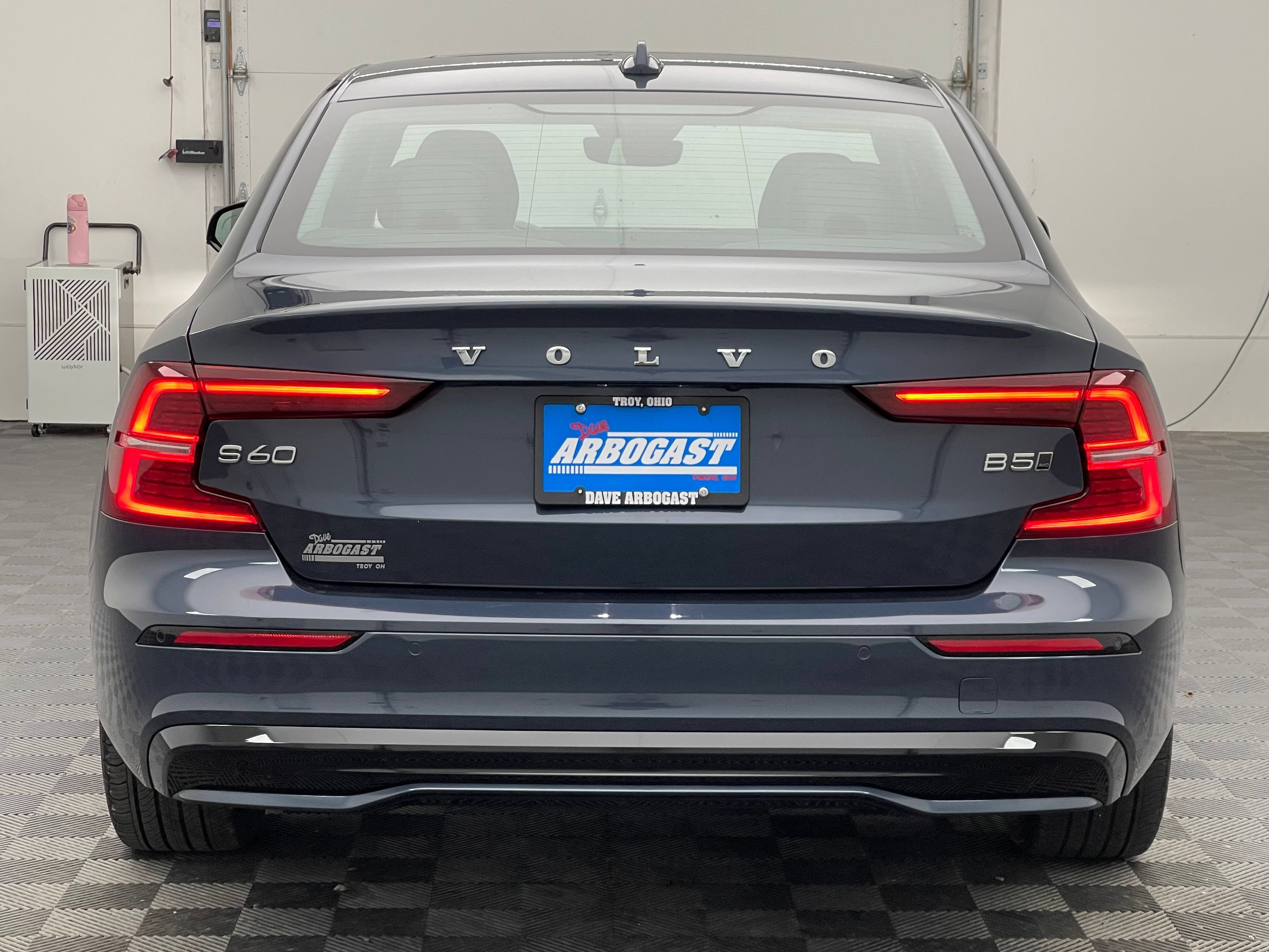 Used 2024 Volvo S60 B5 Plus AWD/4WD image 9