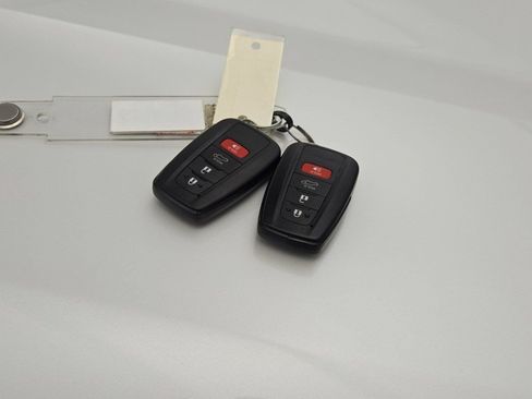 Certified 2025 Toyota RAV4 XLE Premium FWD image 36