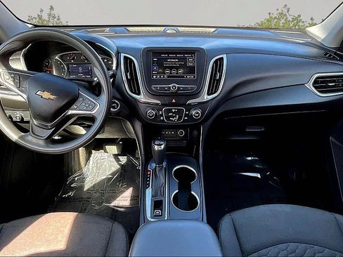 Used 2020 Chevrolet Equinox LT FWD image 7