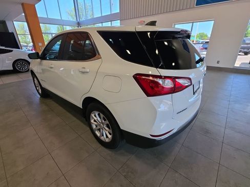 Used 2021 Chevrolet Equinox LT FWD image 12