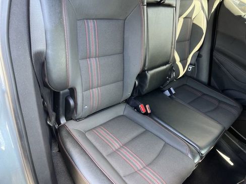 Used 2024 Chevrolet Equinox RS FWD image 27