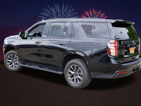 Used 2021 Chevrolet Tahoe Z71 w/ Z71 Signature Package AWD/4WD image 8