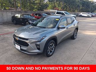 Used 2025 Chevrolet Trax LT w/ LT Convenience Package FWD video 1