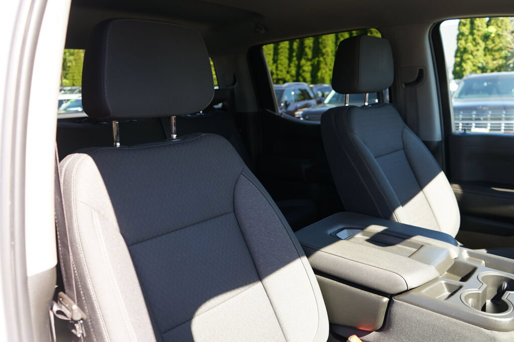 Used 2022 Chevrolet Silverado 1500 LT AWD/4WD image 25