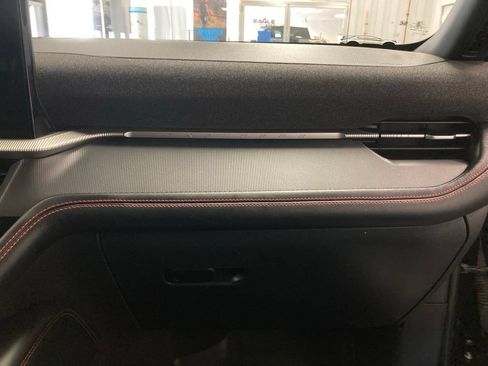 Used 2025 Ford Explorer ST-Line w/ ST-Line Street Pack AWD/4WD image 50