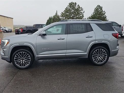 New 2026 GMC Terrain Denali image 5