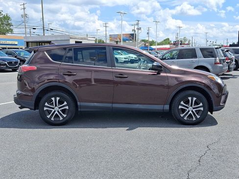 Used 2018 Toyota RAV4 LE w/ All Weather Liner Package AWD/4WD image 4