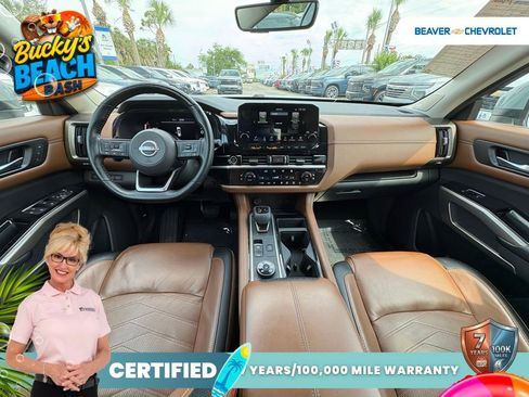 Used 2023 Nissan Pathfinder Platinum w/ Cargo Package AWD/4WD image 21