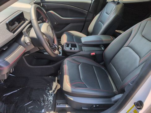 Used 2025 Ford Mustang Mach-E Premium w/ Sport Appearance Package AWD/4WD image 16